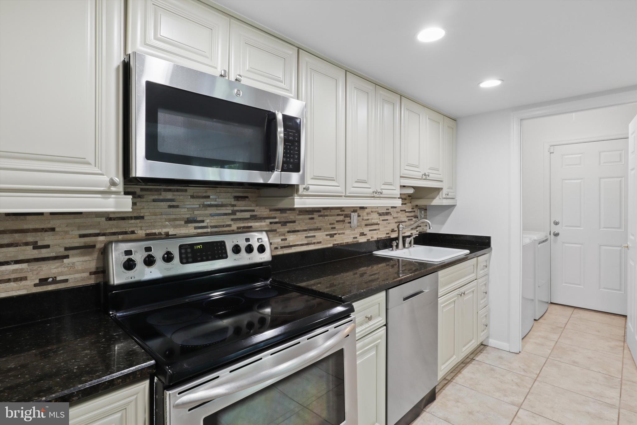 3634 Morningside Lane Bowie, MD 20715 - Photo 11 of 24