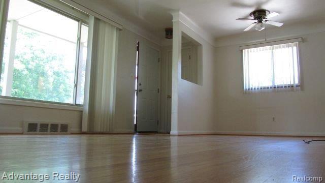 3451 Harrison Avenue Rochester, MI 48307 - Photo 16 of 25 Harrison16