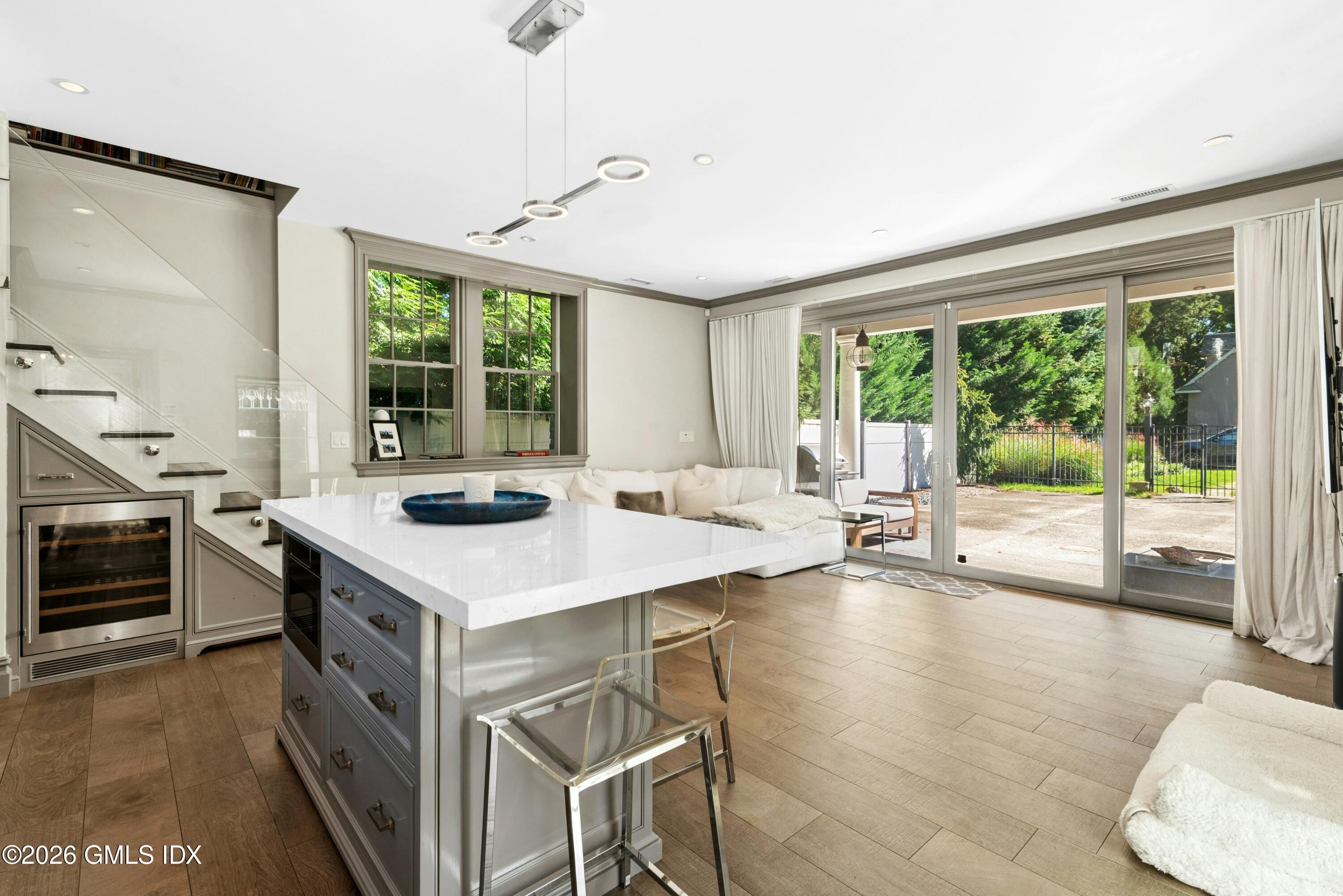 253 Shore Road Greenwich, CT 06830 - Photo 26 of 29 036-497186-497186_305