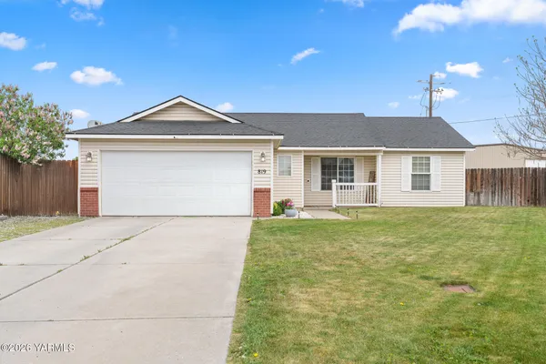 $320,000 | 819 Jessica Court, Grandview, WA 98930