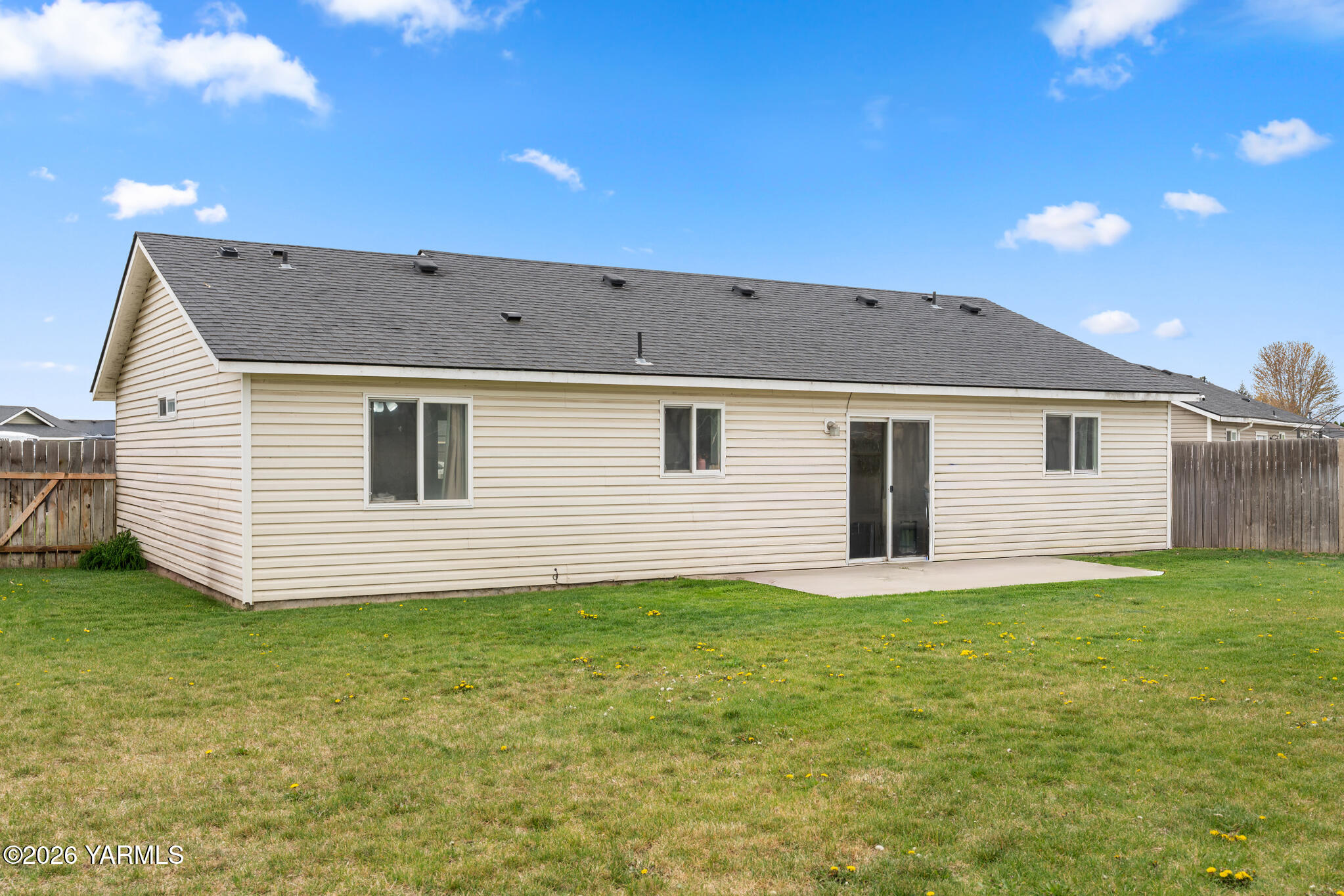 819 Jessica Court Grandview, WA 98930 - Photo 18 of 23 DSM00744