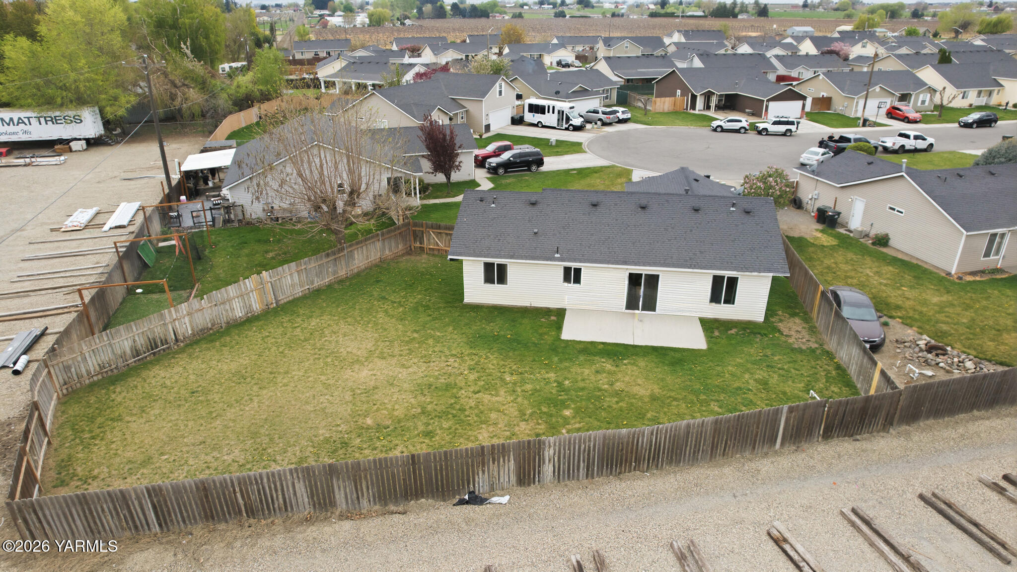 819 Jessica Court Grandview, WA 98930 - Photo 19 of 23 DJI_0537