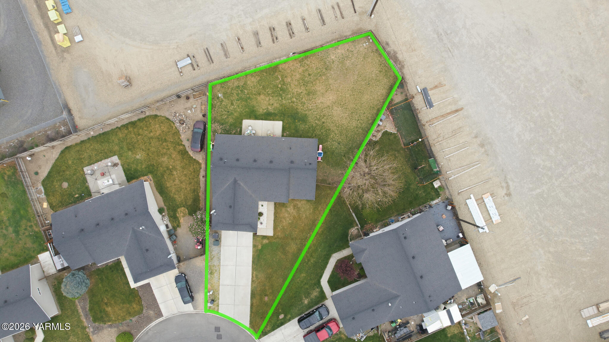 819 Jessica Court Grandview, WA 98930 - Photo 20 of 23 DJI_0538