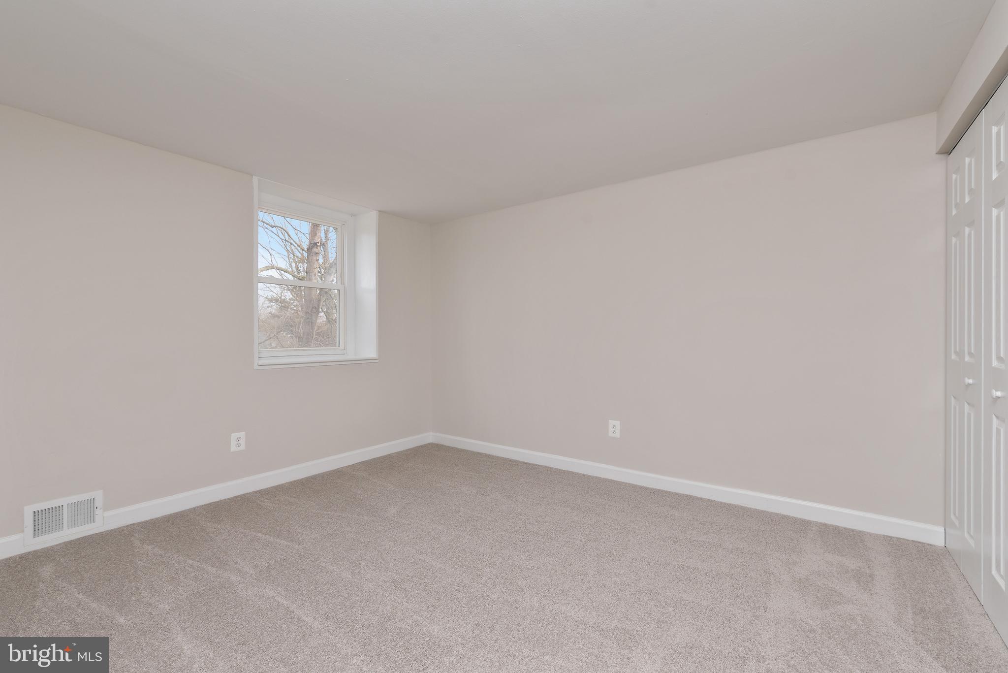 8014 Sheriff Road Landover, MD 20785 - Photo 12 of 27