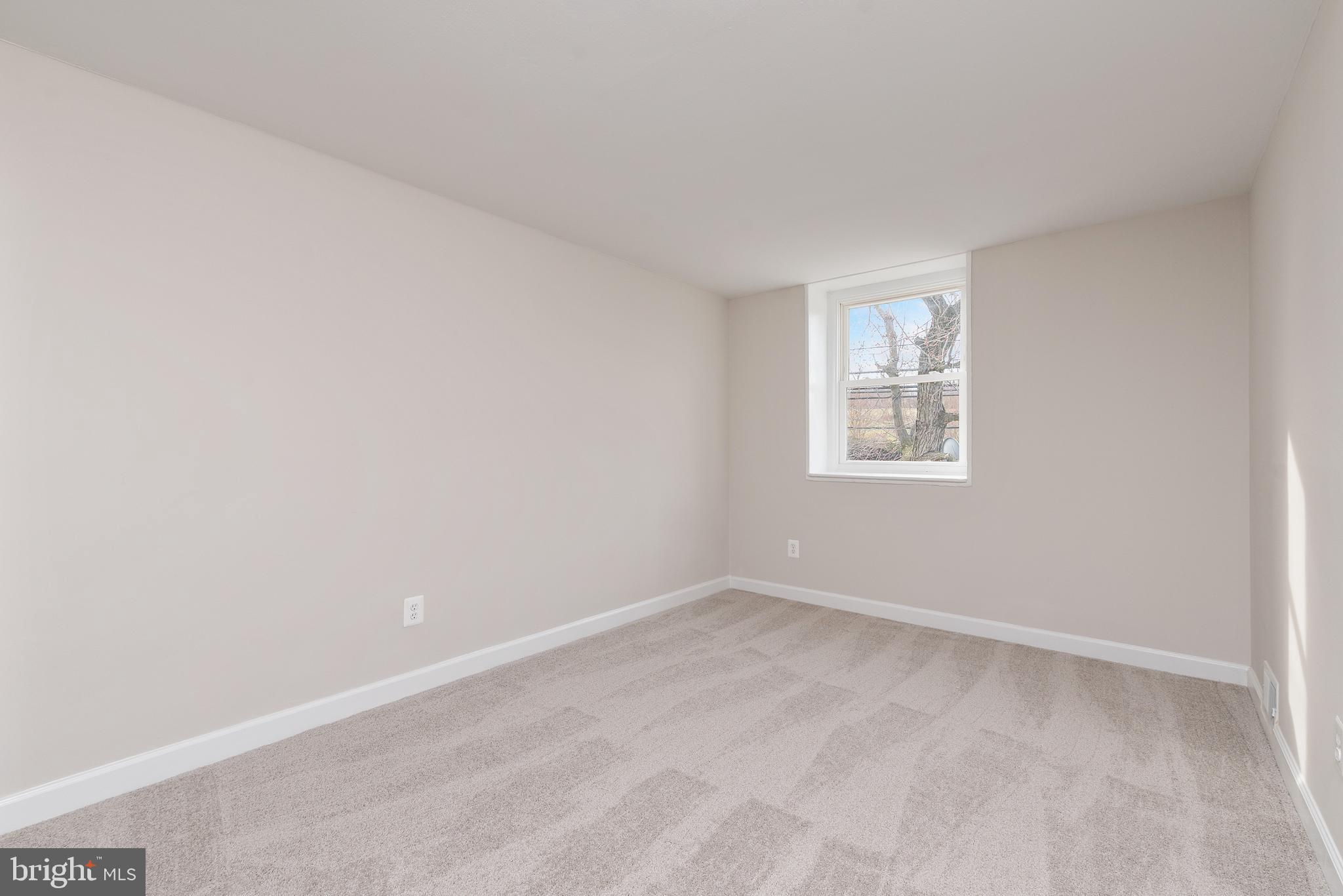8014 Sheriff Road Landover, MD 20785 - Photo 15 of 27