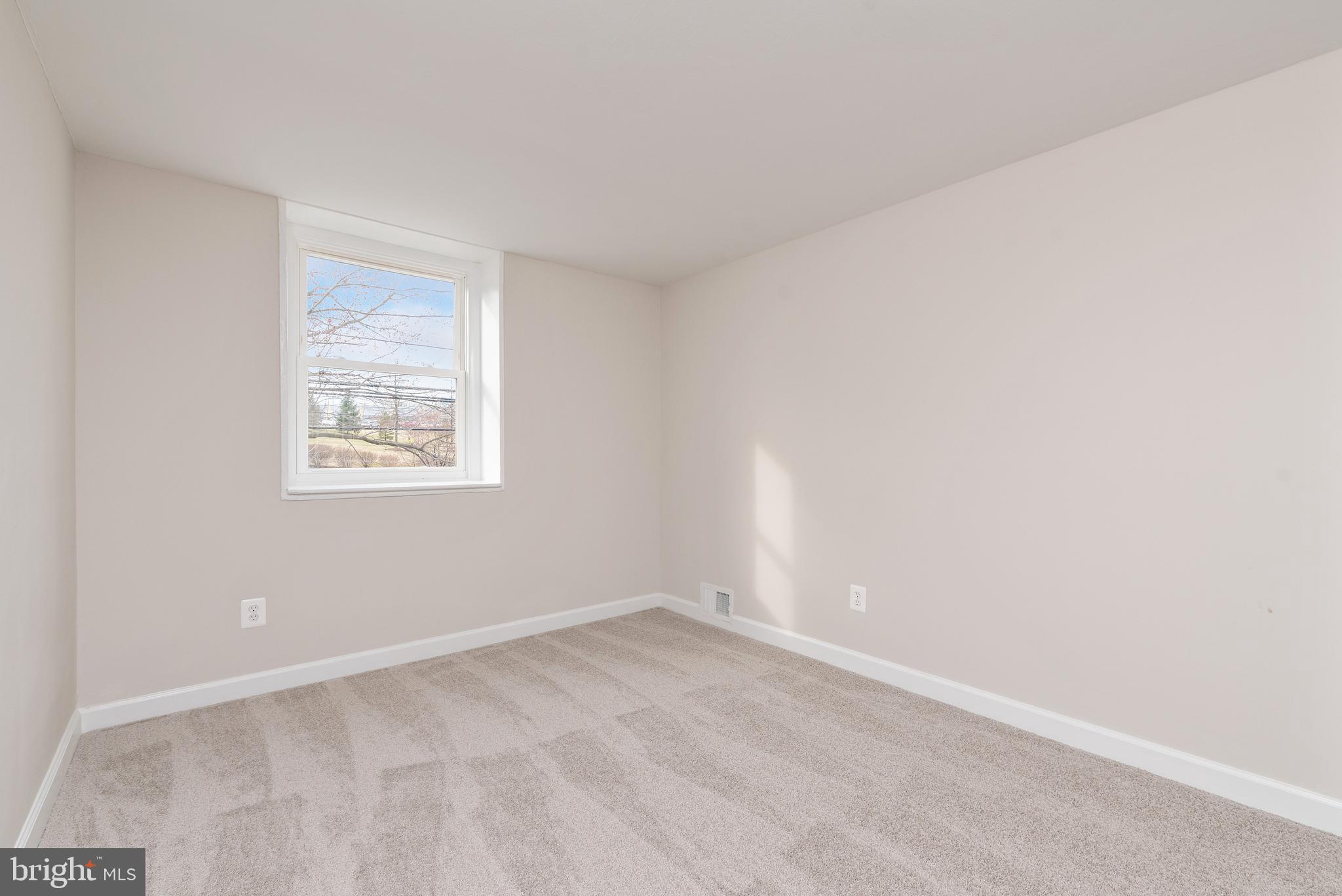 8014 Sheriff Road Landover, MD 20785 - Photo 16 of 27