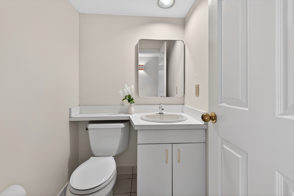16 Canvasback Way, Unit 16 Walpole, MA 02081 - Photo 14 of 38 Gallery Image 14