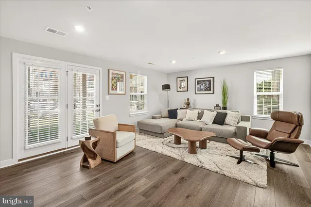 $3,500 | 16224 Bright Star Way, Bowie, MD 20716