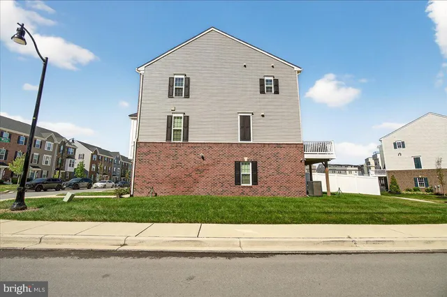 $3,500 | 16224 Bright Star Way, Bowie, MD 20716