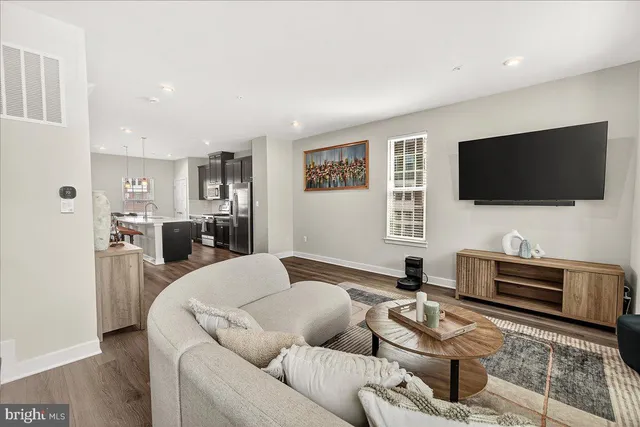 $3,500 | 16224 Bright Star Way, Bowie, MD 20716