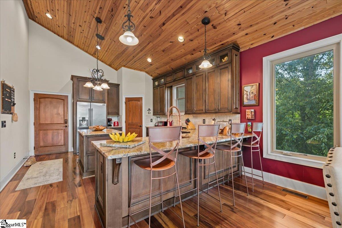 115 Keowee Overlook Road West Union, SC 29696 - Photo 15 of 47