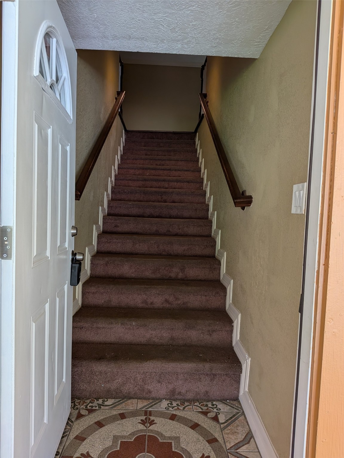 807 Ruth Street Baytown, TX 77520 - Photo 9 of 36 a view of entryway