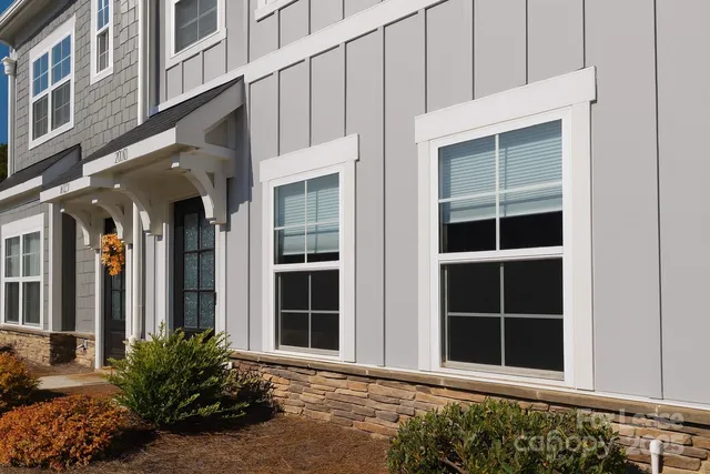 a view of a building entryway
