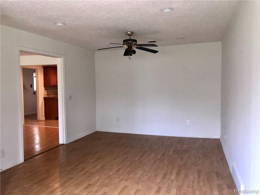 25658 21 Mile Road Chesterfield, MI 48051 - Photo 10 of 18