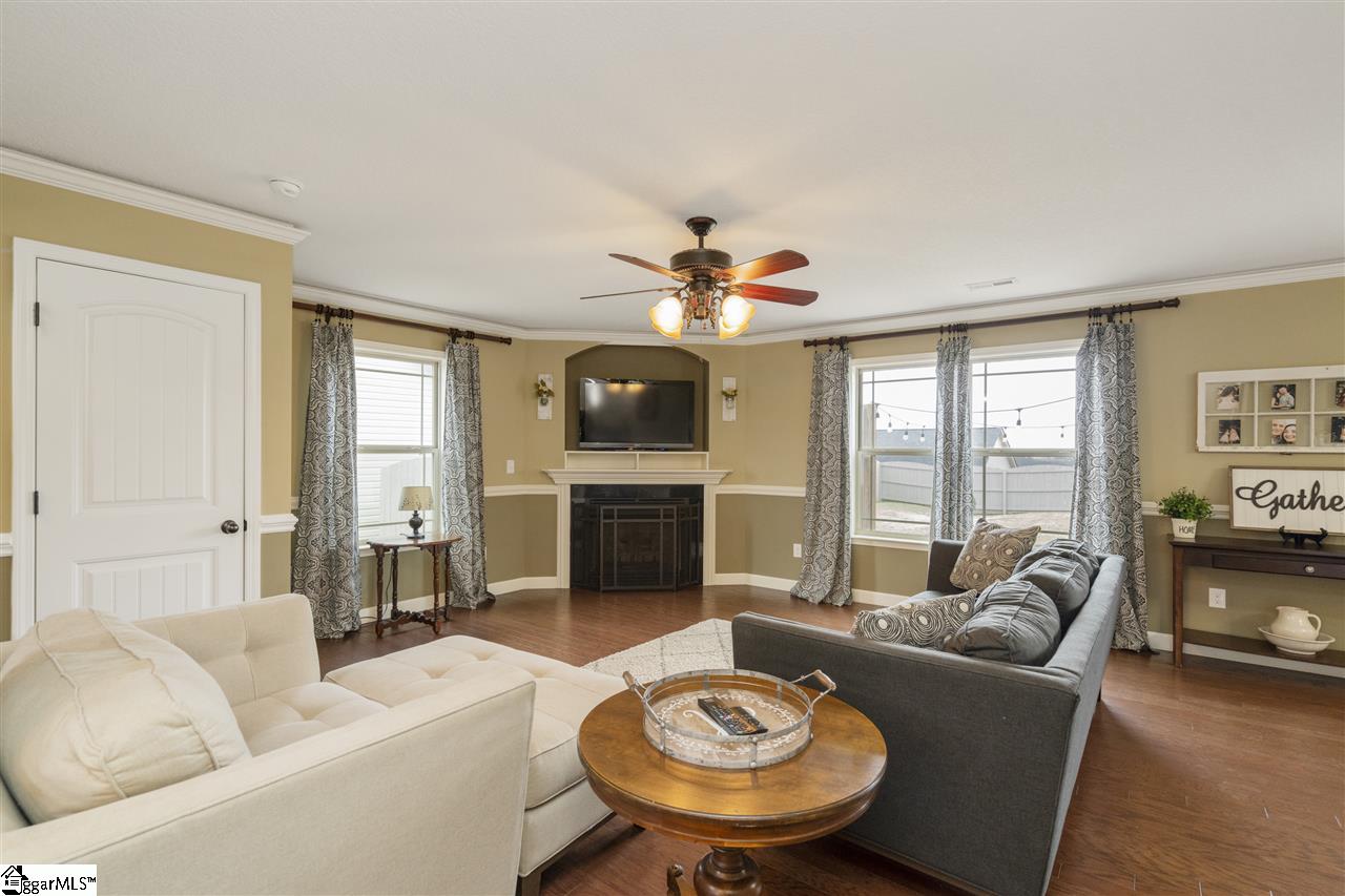 607 Marchbanks Road Boiling Springs, SC 29316 - Photo 2 of 30 Gallery Image 2