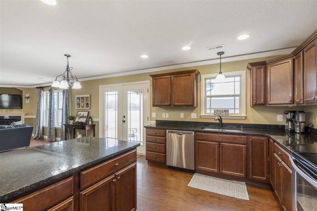 607 Marchbanks Road Boiling Springs, SC 29316 - Photo 13 of 30 Gallery Image 13