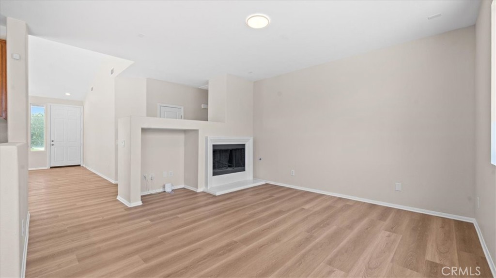 1281 Sugar Maple Lane Perris, CA 92571 - Photo 4 of 29