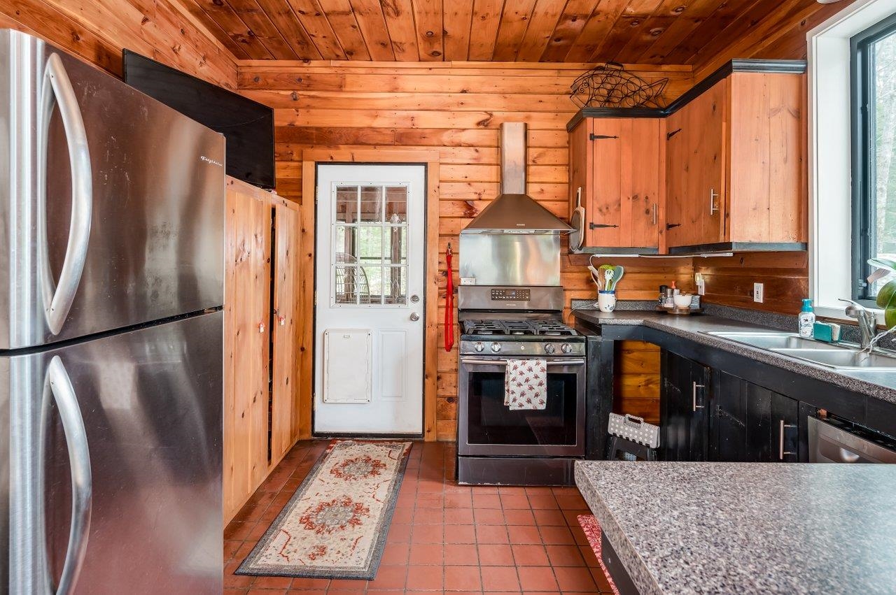 205 Baptist Road Canterbury, NH 03224 - Photo 3 of 28 Gallery Image 3