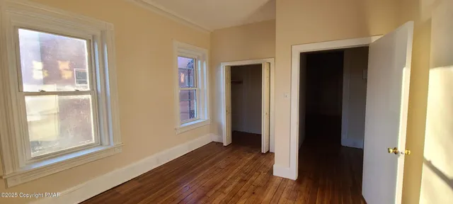 $1,975 | 584 Main Street, Unit 1, Stroudsburg, PA 18360