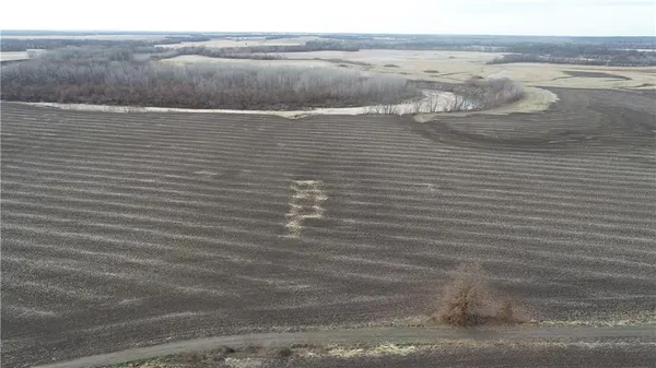 $2,761,500 | 2 137th Street, Pattonsburg, MO 64670