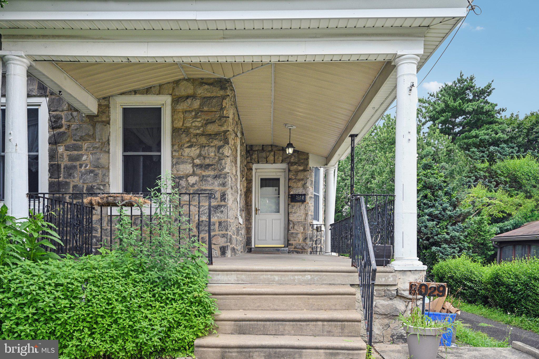 8029 Pine Road Philadelphia, PA 19111 - Photo 3 of 45 Gallery Image 3