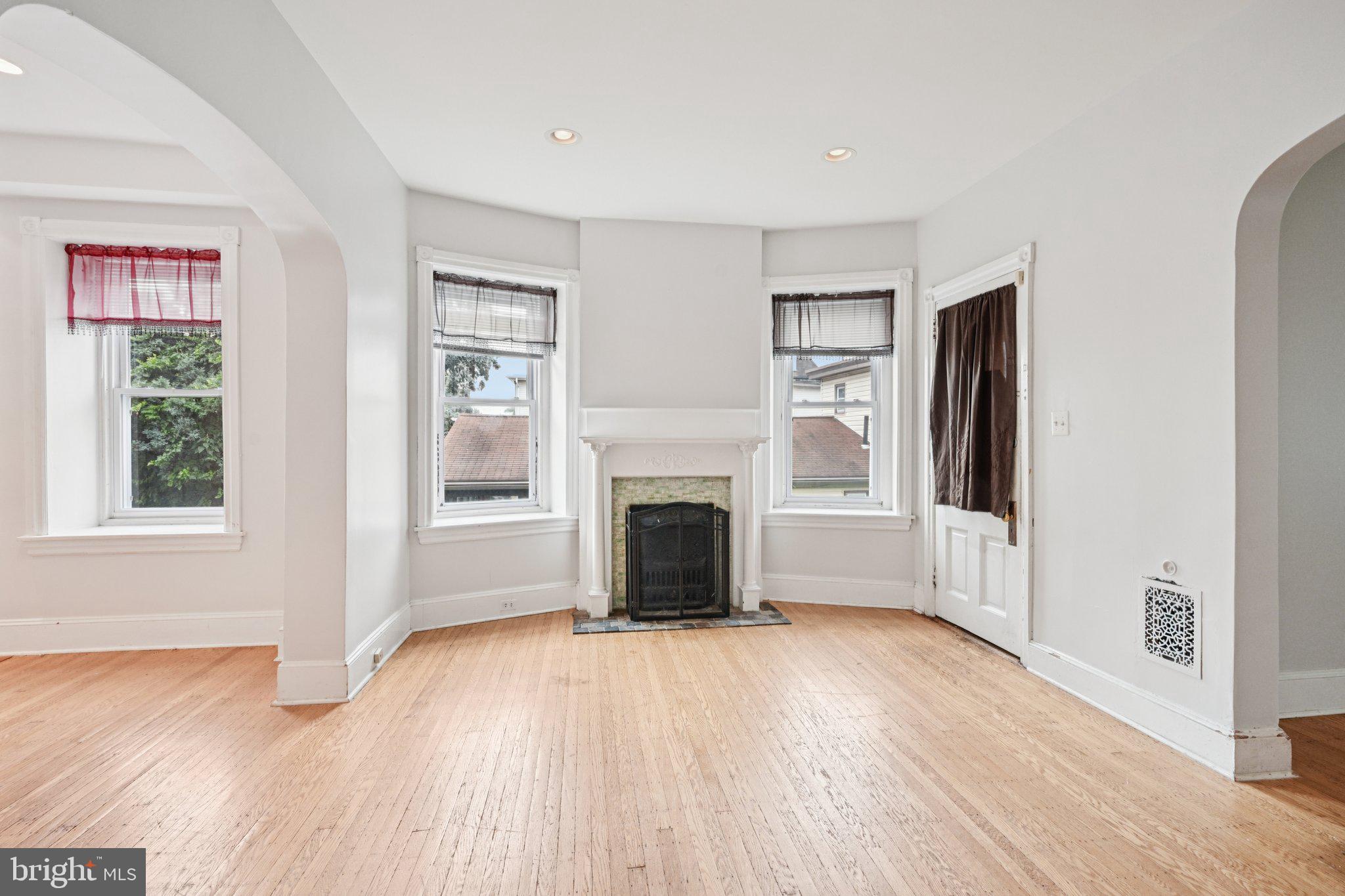 8029 Pine Road Philadelphia, PA 19111 - Photo 7 of 45 Gallery Image 7