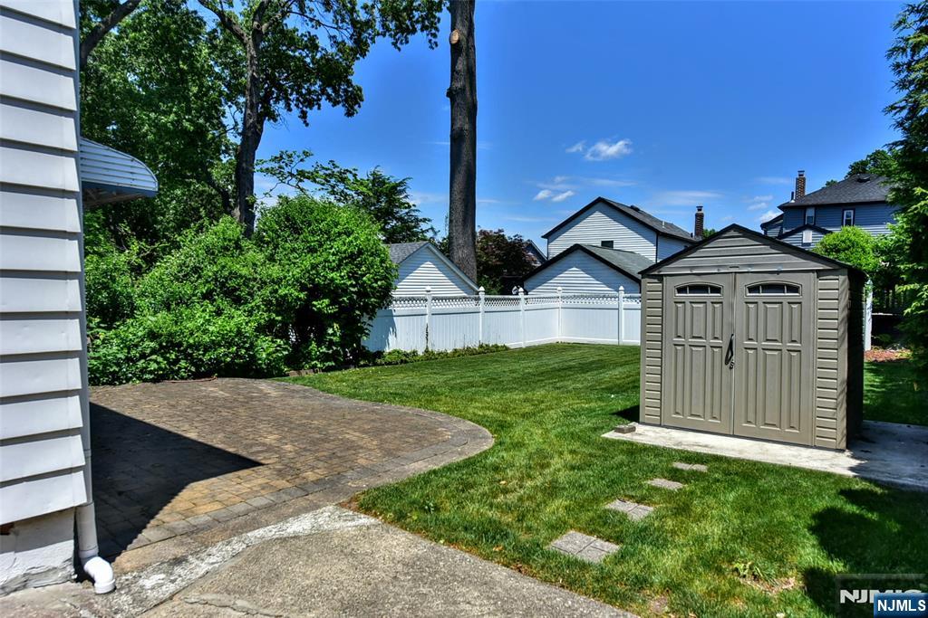 303 Marlboro Road Wood-Ridge, NJ 07075 - Photo 16 of 21