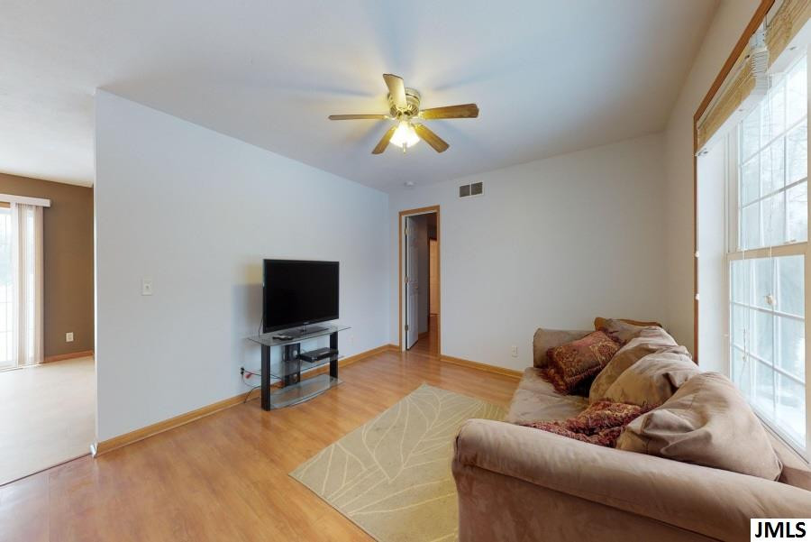 1125 Portage Road Jackson, MI 49201 - Photo 5 of 33 Photo 5