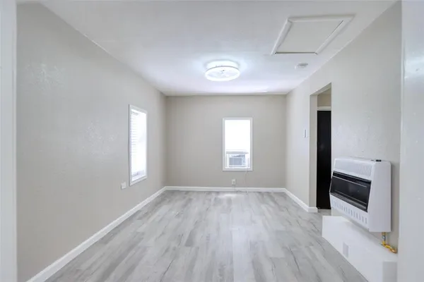 $149,999 | 311 West McKinney Street, Pilot Point, TX 76258