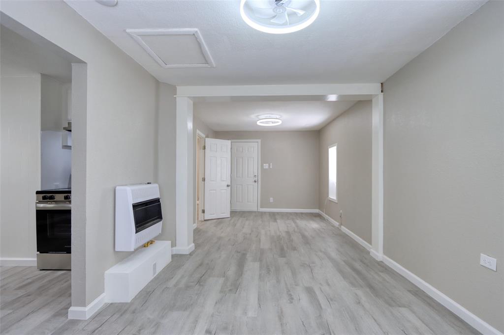 311 West McKinney Street Pilot Point, TX 76258 - Photo 17 of 33