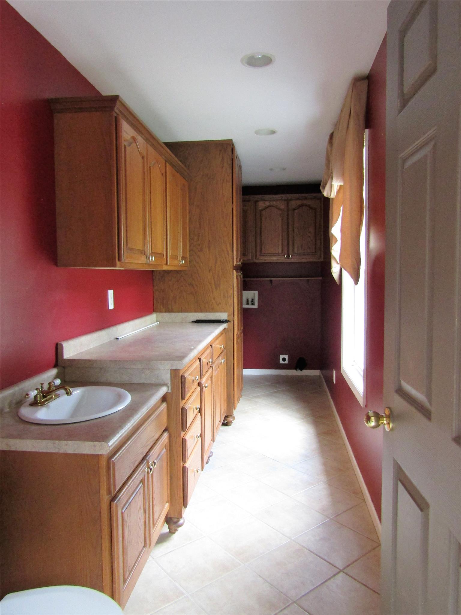 1454 Center Star Road Columbia, TN 38401 - Photo 8 of 27 Gallery Image 8