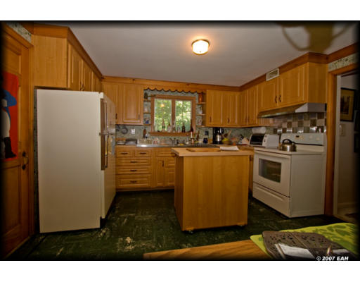 1 Ardmore Road Worcester, MA 01609 - Photo 4 of 17 Gallery Image 4