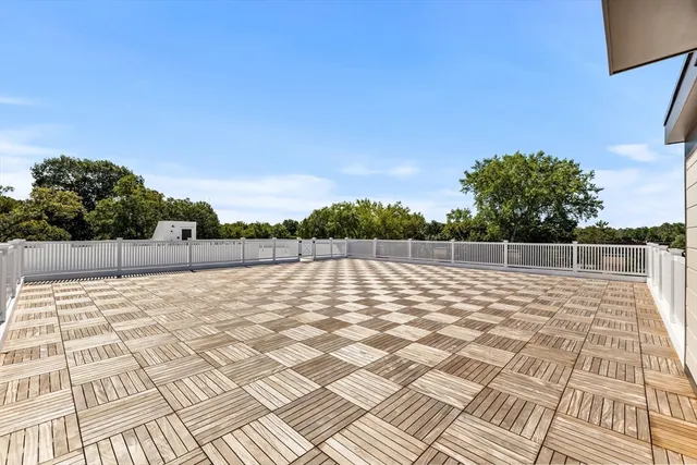 a view of building with a yard