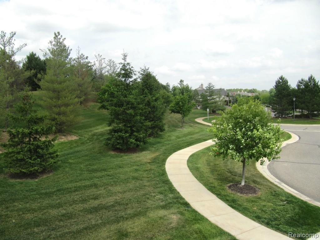 3723 Oakmonte Boulevard, Unit 4 Rochester, MI 48306 - Photo 3 of 25 Balcony View