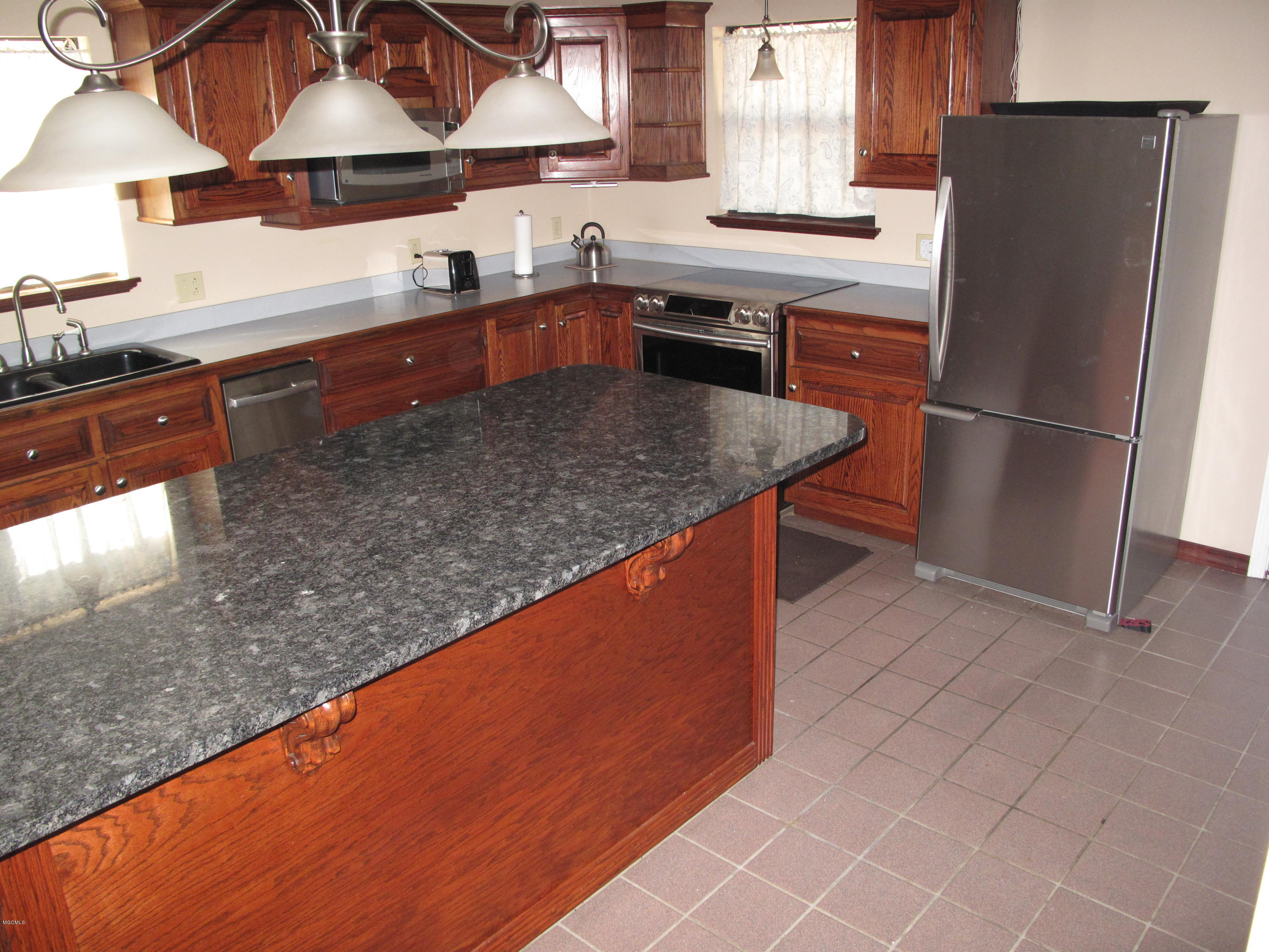 72 Roland Road Perkinston, MS 39573 - Photo 6 of 43 IMG_7397