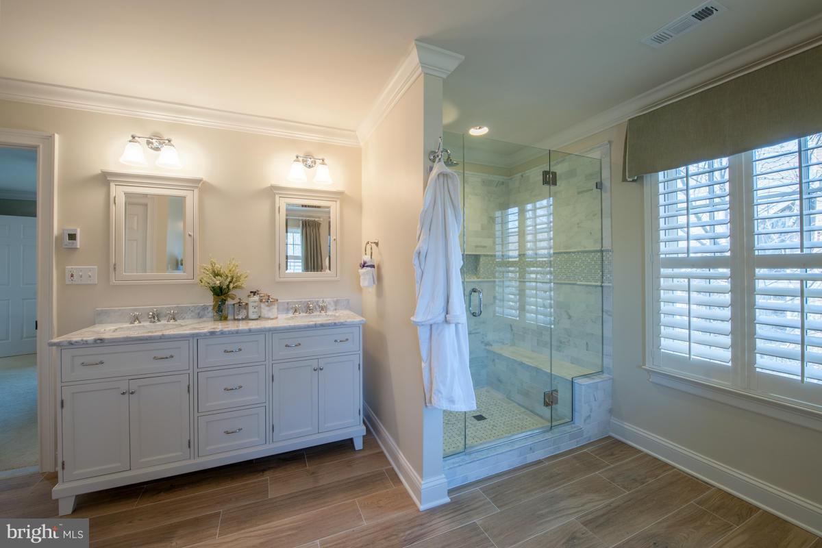 3433 Hidden River View Road Annapolis, MD 21403 - Photo 19 of 30 Bath (Master)