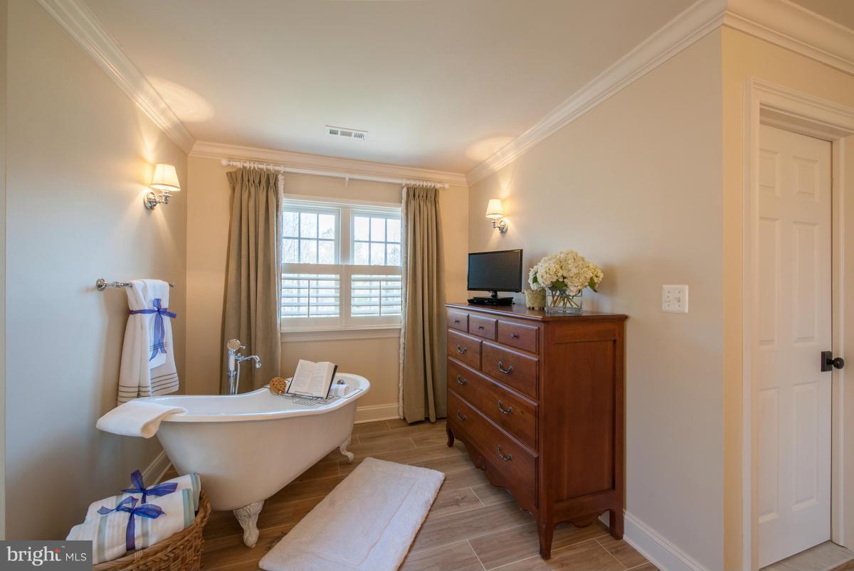 3433 Hidden River View Road Annapolis, MD 21403 - Photo 20 of 30 Bath (Master)