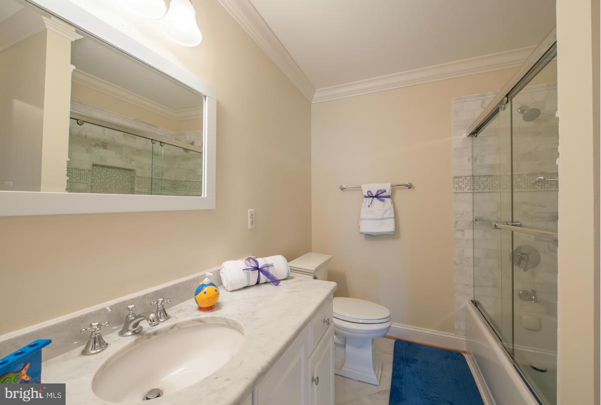 3433 Hidden River View Road Annapolis, MD 21403 - Photo 24 of 30 Bedroom