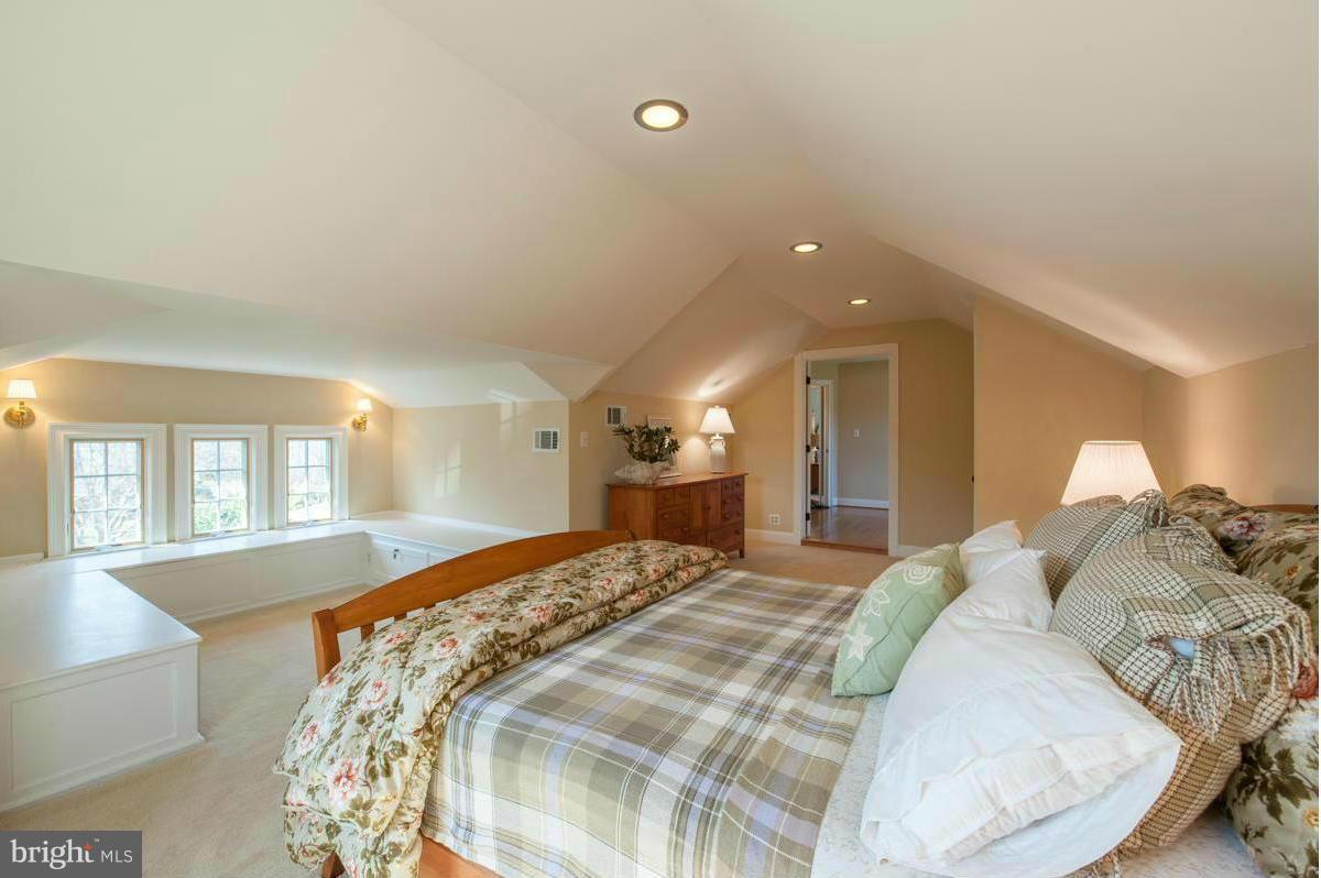 3433 Hidden River View Road Annapolis, MD 21403 - Photo 25 of 30 Bedroom