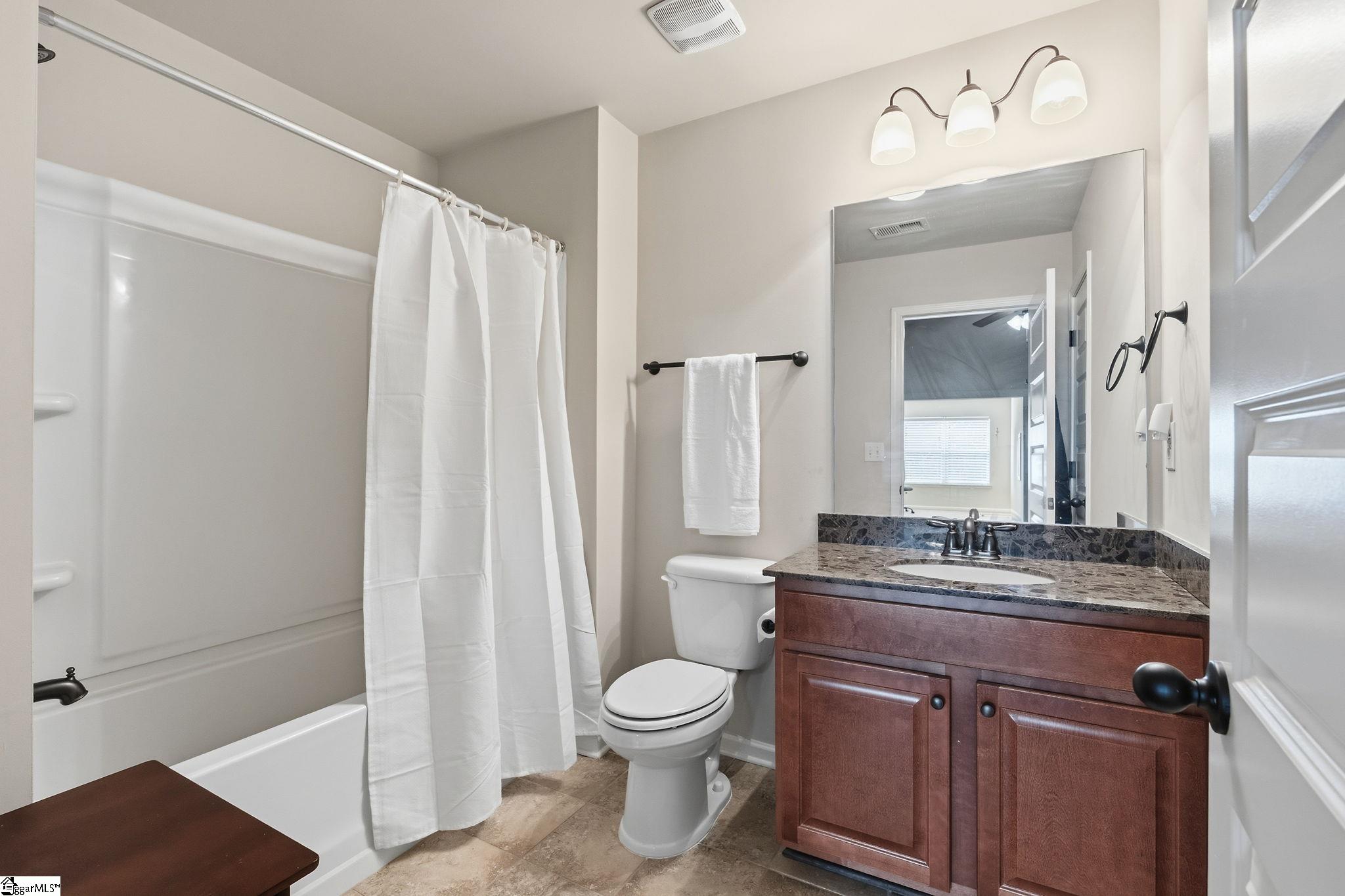 425 Castleford Place Simpsonville, SC 29681 - Photo 25 of 47