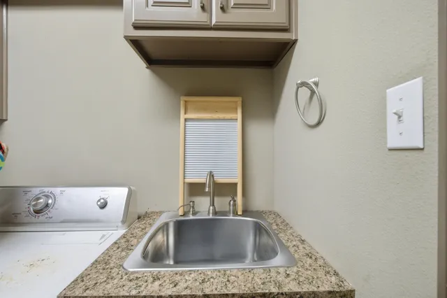 $649,500 | 672 Cr M Road, New Home, TX 79381