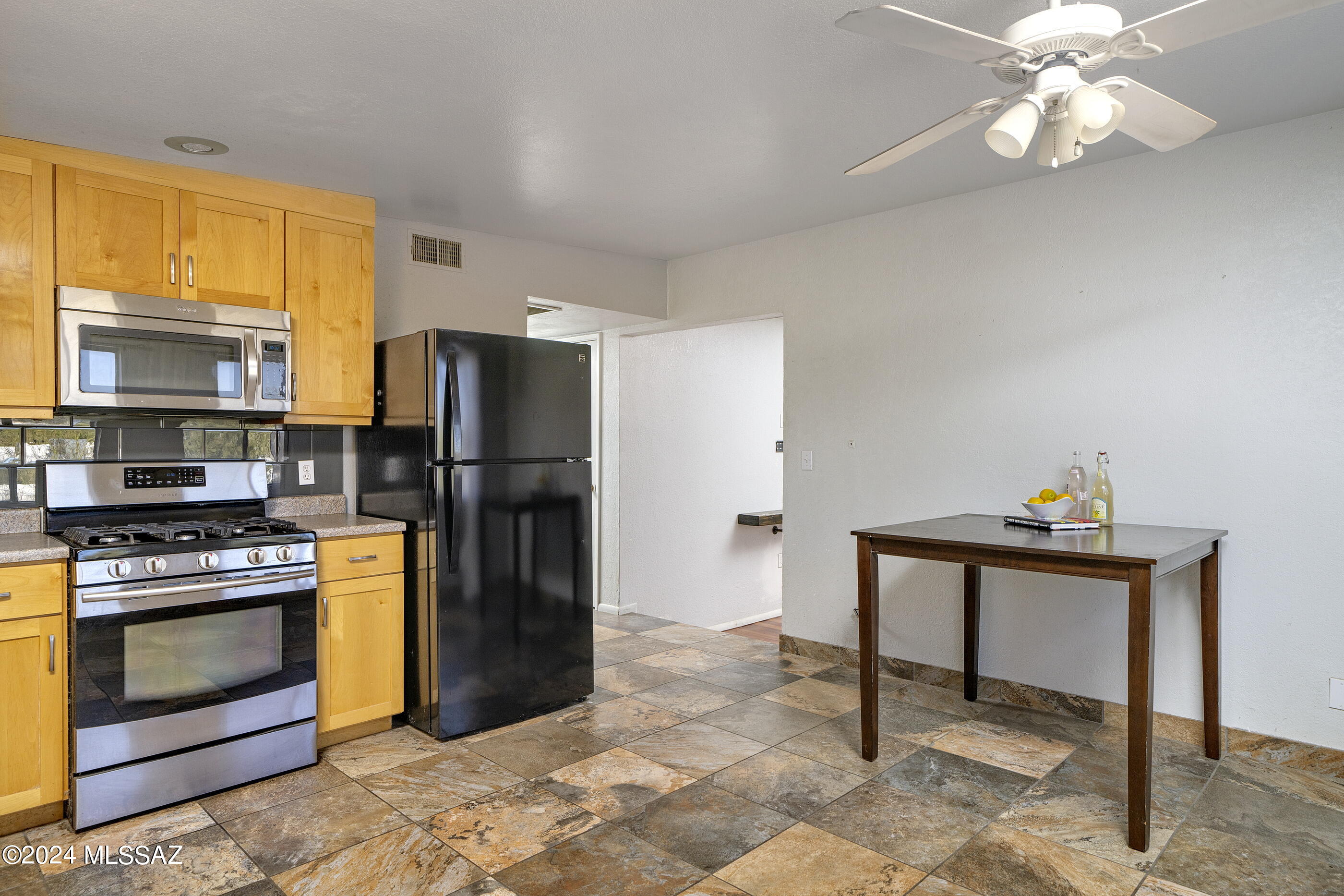 2140 West Rainbow Ridge Road Tucson, AZ 85745 - Photo 5 of 19