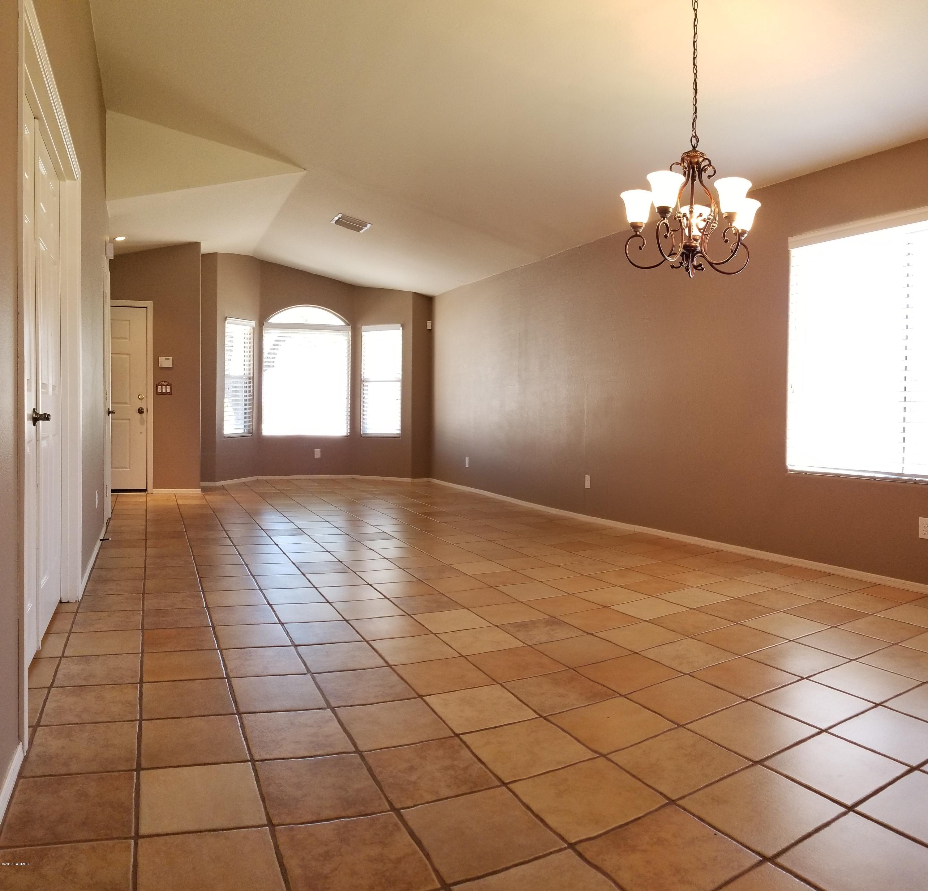 9616 East Grand Teton Road Tucson, AZ 85748 - Photo 4 of 17