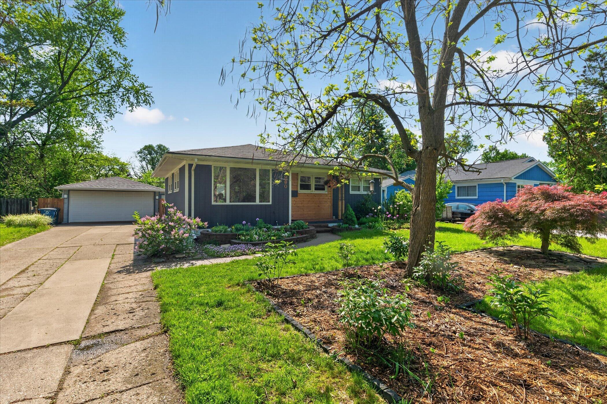 900 Pomona Road Ann Arbor, MI 48103 - Photo 2 of 60 01-900-Pomona-Rd-WindowStill