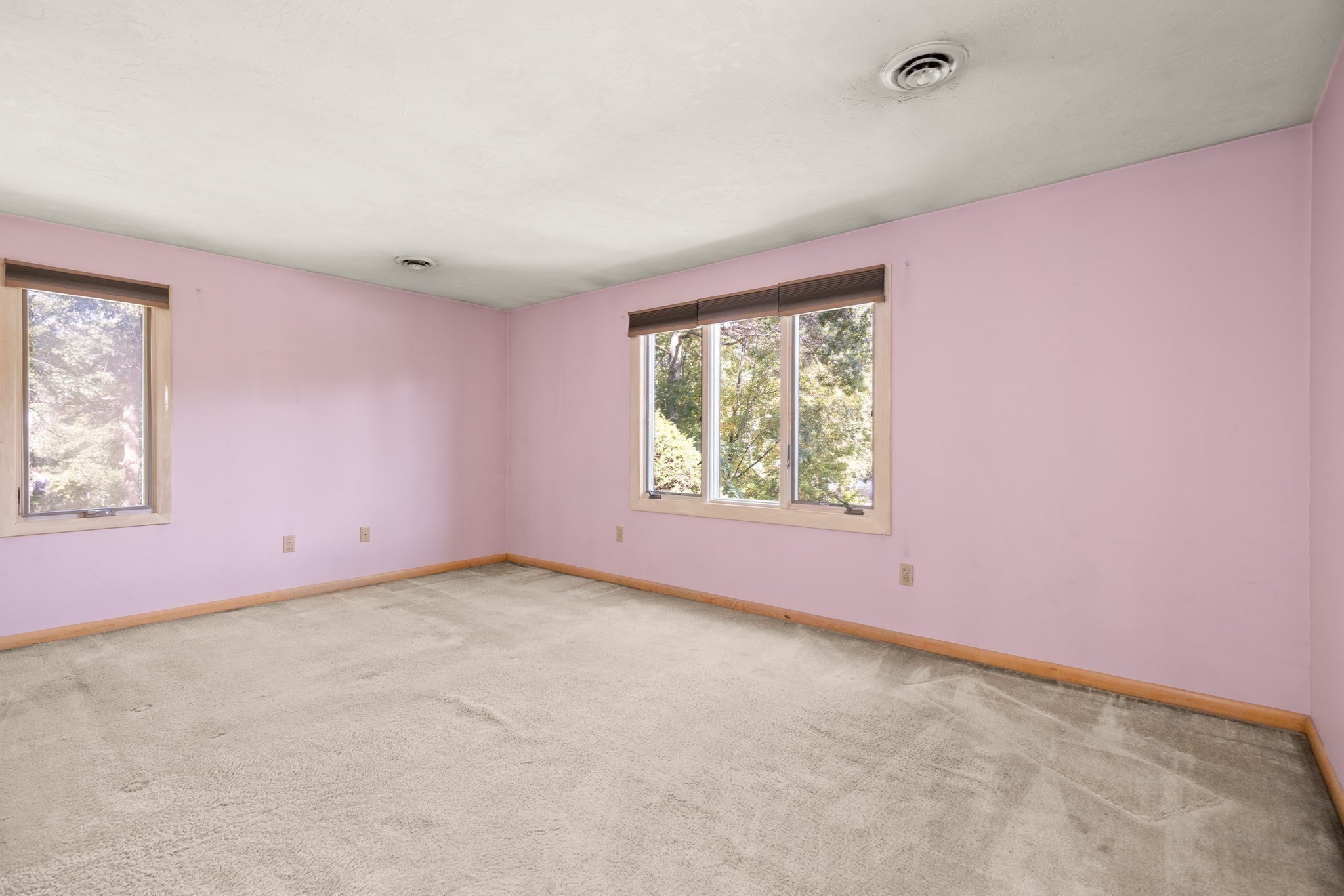 109 Hampton Road Sharon, MA 02067 - Photo 25 of 30 Gallery Image 25