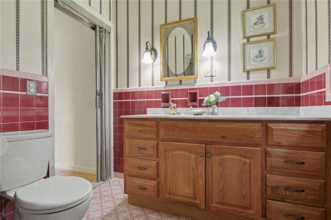 60 Longcroft Road Irondequoit, NY 14609 - Photo 26 of 38 Gallery Image 26