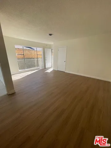 $2,890 | 1919 West 36th Street, Los Angeles, CA 90018