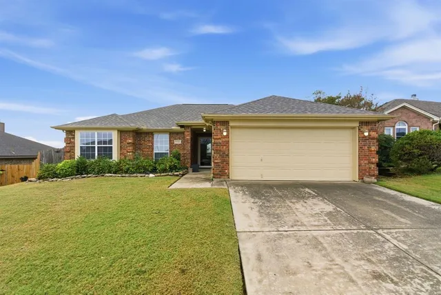 $267,900 | 9321 Marie Court, White Settlement, TX 76108
