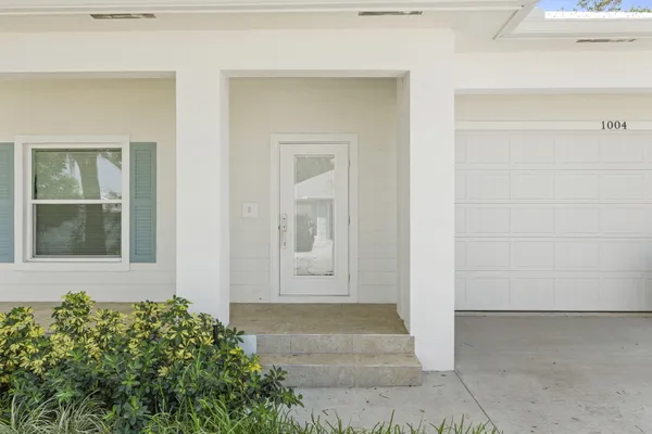 $629,000 | 1004 Southwest 35th Street, Palm City, FL 34990