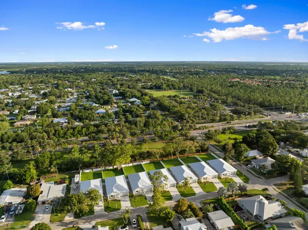 $629,000 | 1004 Southwest 35th Street, Palm City, FL 34990